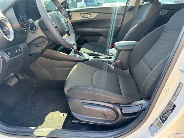 Certified 2021 Kia Forte LXS FWD image 17