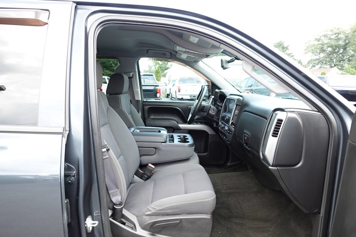 Used 2017 Chevrolet Silverado 1500 LT w/ All Star Edition AWD/4WD image 34