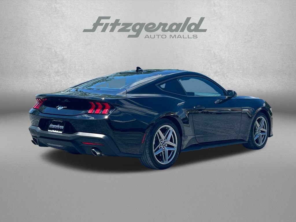 Used 2024 Ford Mustang Coupe RWD image 8