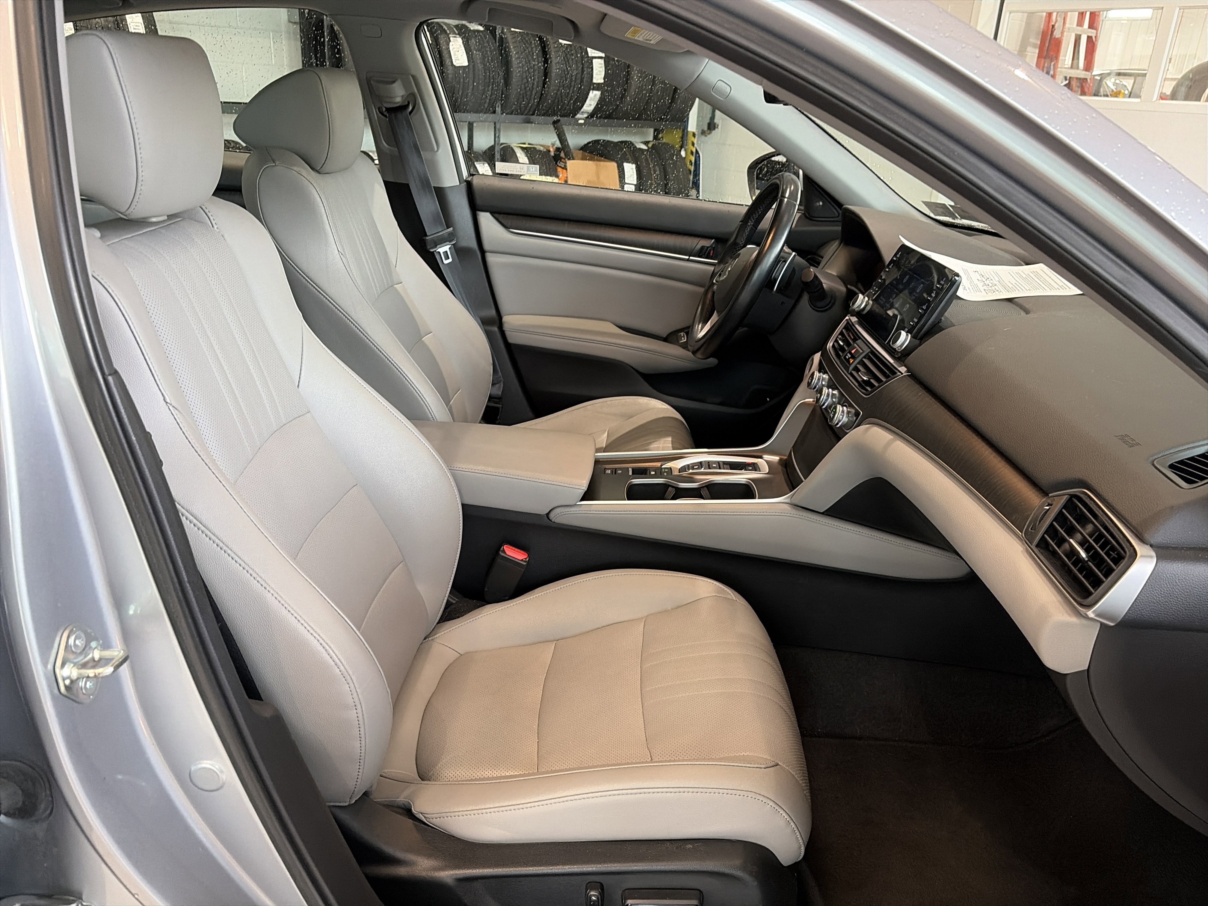 Used 2020 Honda Accord EX-L image 26