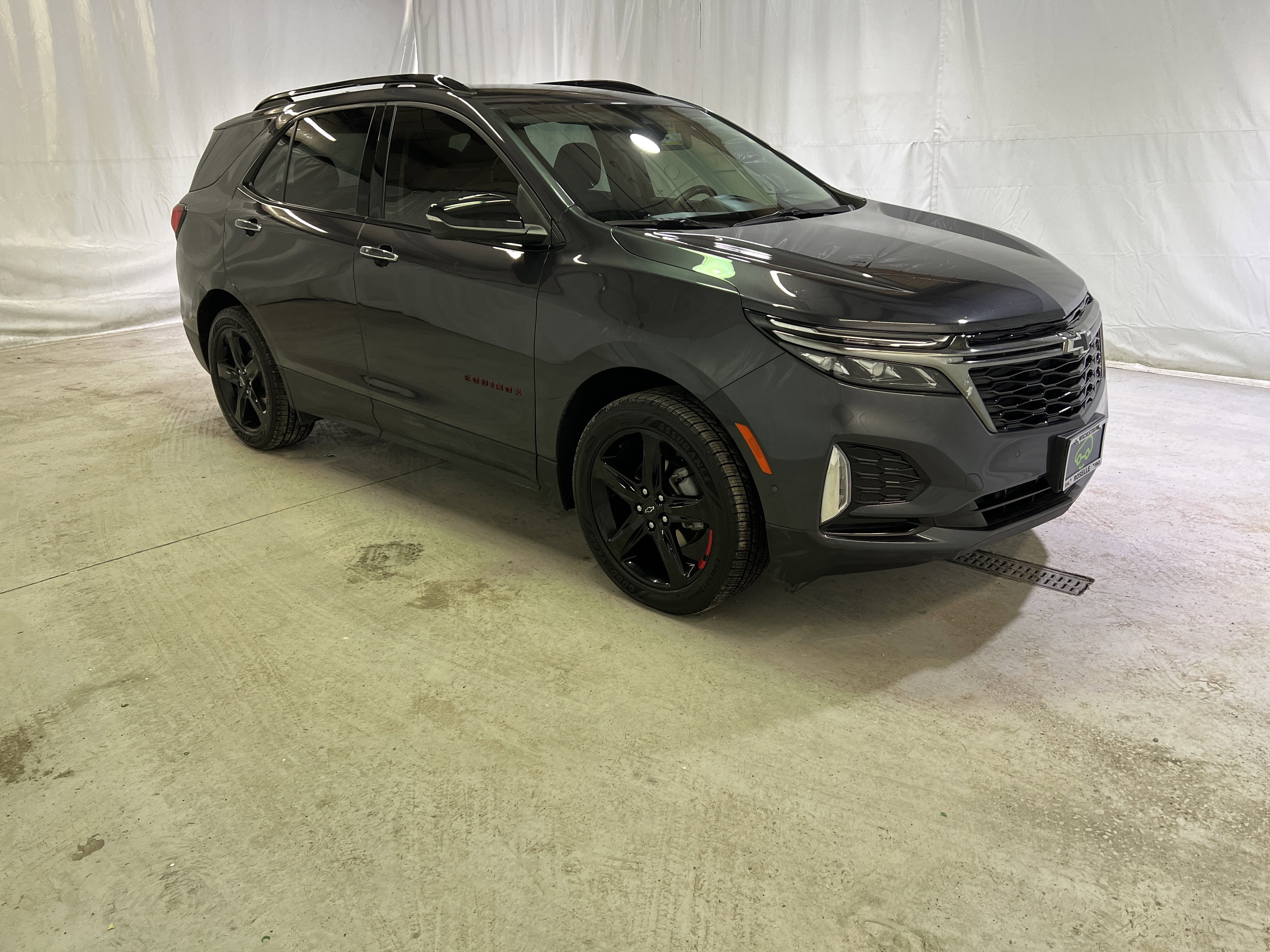 Certified 2022 Chevrolet Equinox Premier image 2