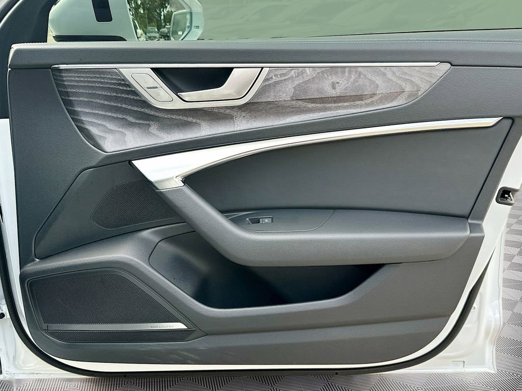 Used 2025 Audi A6 3.0T Premium image 36