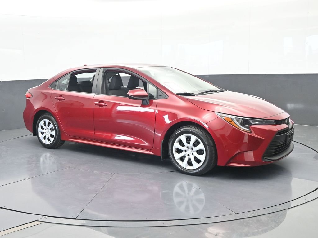 Used 2024 Toyota Corolla LE FWD image 8