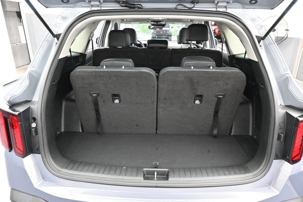 Used 2025 Kia Sorento S w/ Panoramic Sunroof Package FWD image 45