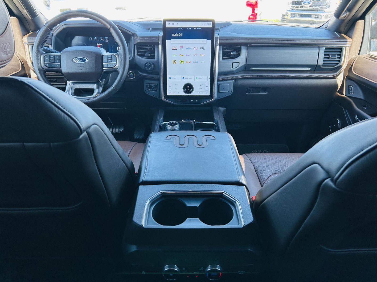 Used 2024 Ford Expedition Max King Ranch image 28