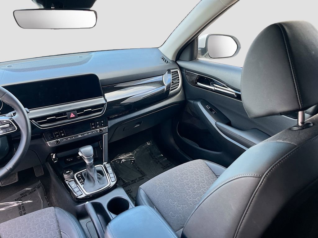 Used 2024 Kia Seltos S image 24