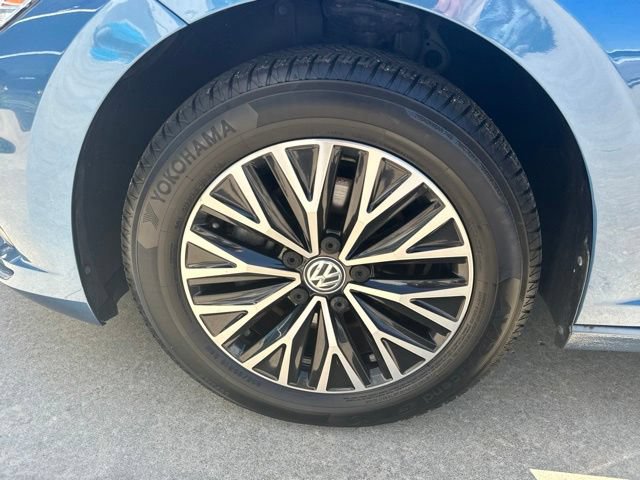 Used 2019 Volkswagen Jetta SEL FWD image 34