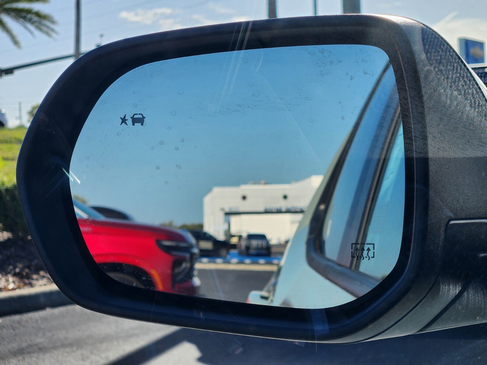 New 2026 Chevrolet Equinox LT w/ Convenience Package II image 13