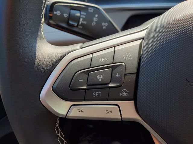 New 2026 Volkswagen Tiguan SE AWD/4WD image 21