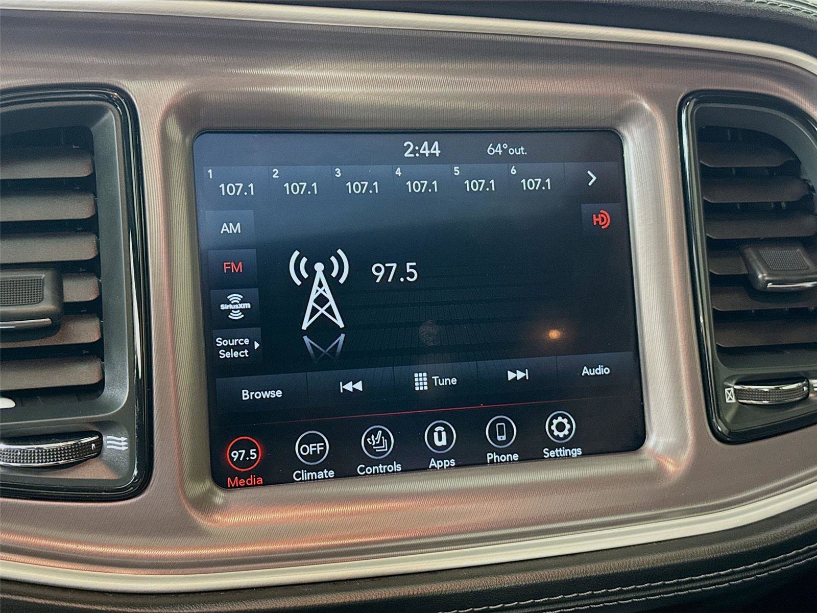 Used 2022 Dodge Challenger GT w/ Plus Package image 7