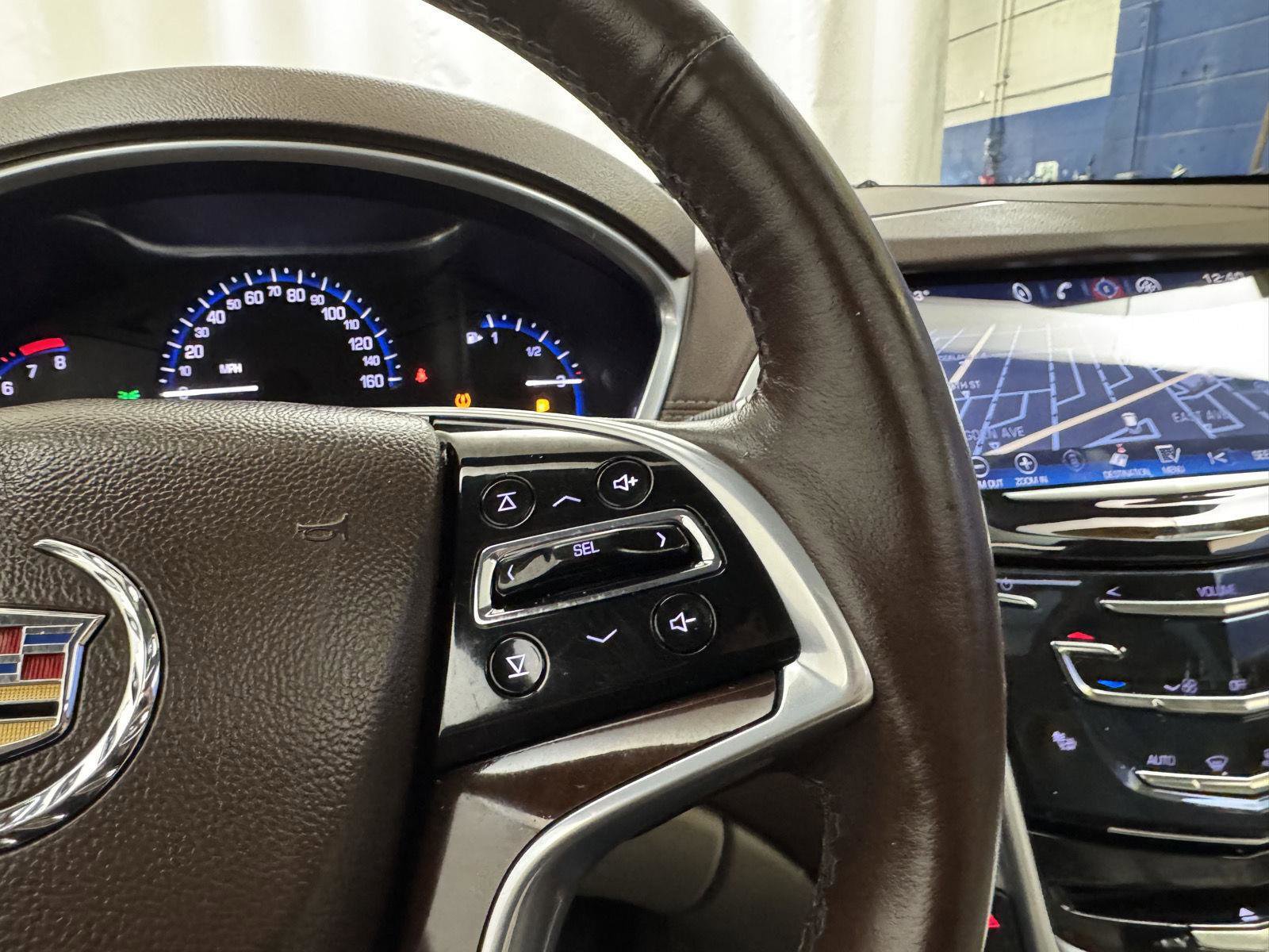 Used 2016 Cadillac SRX Luxury image 20