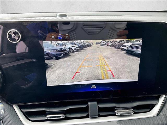 Used 2026 Chevrolet Equinox LT FWD image 23