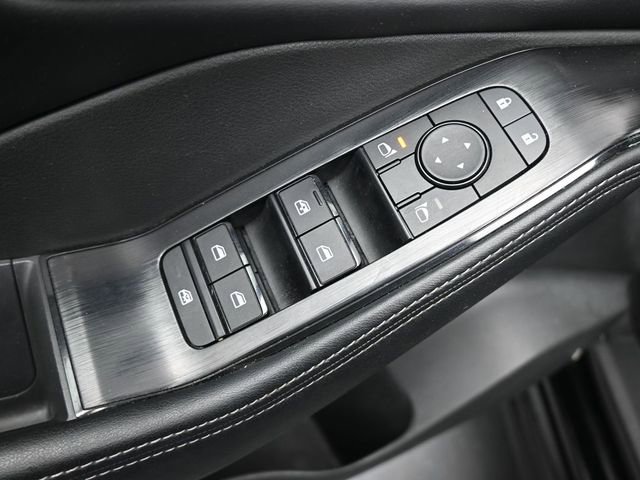 Used 2025 Nissan Rogue SV image 13