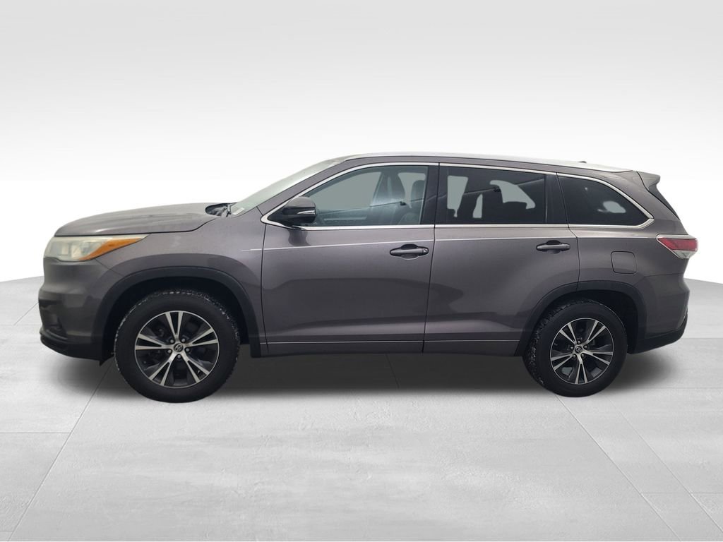 Used 2015 Toyota Highlander XLE image 7