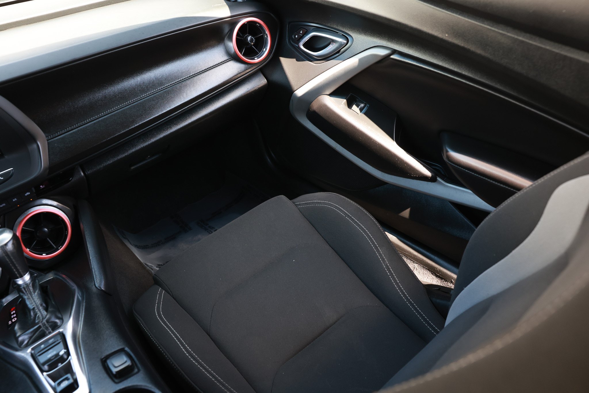 Used 2019 Chevrolet Camaro LT RWD image 26