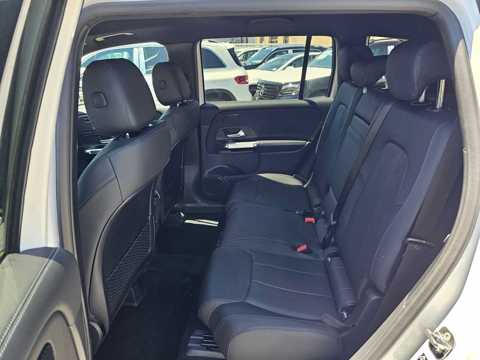 New 2026 Mercedes-Benz GLB 250 image 16