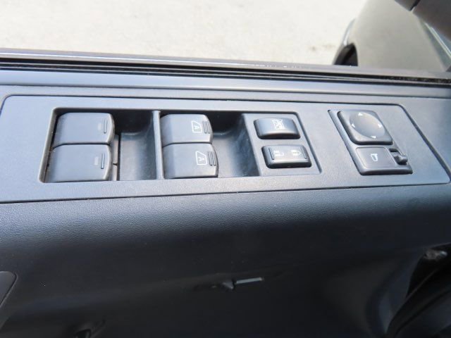 Used 2009 Nissan Titan SE w/ SE Drivers Convenience Pkg image 15