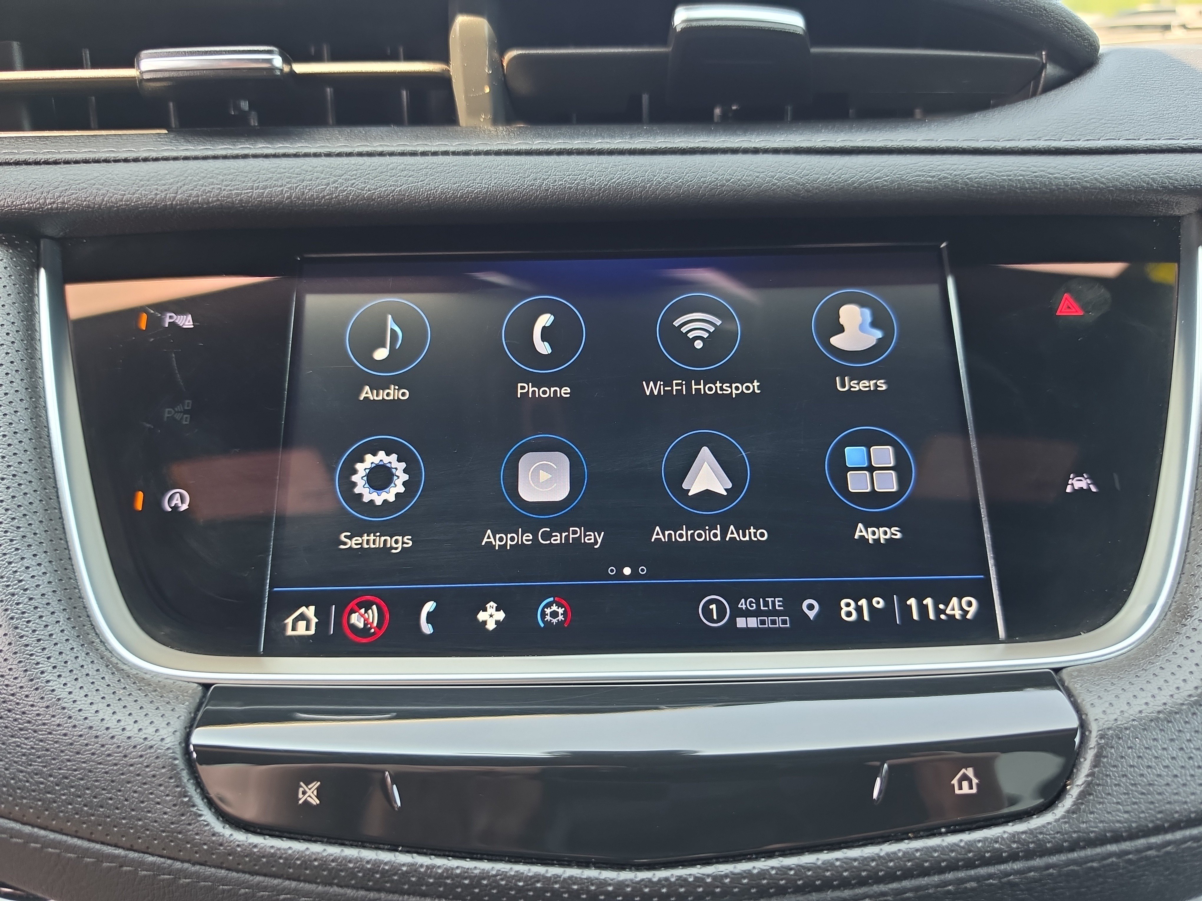 Used 2024 Cadillac XT6 Luxury w/ LPO, Floor Liner Package AWD/4WD image 28