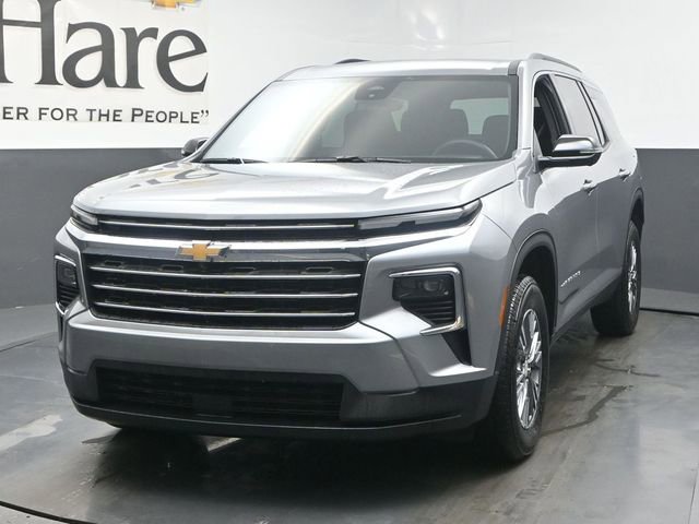 New 2026 Chevrolet Traverse LT w/ Driver Confidence Package FWD image 7