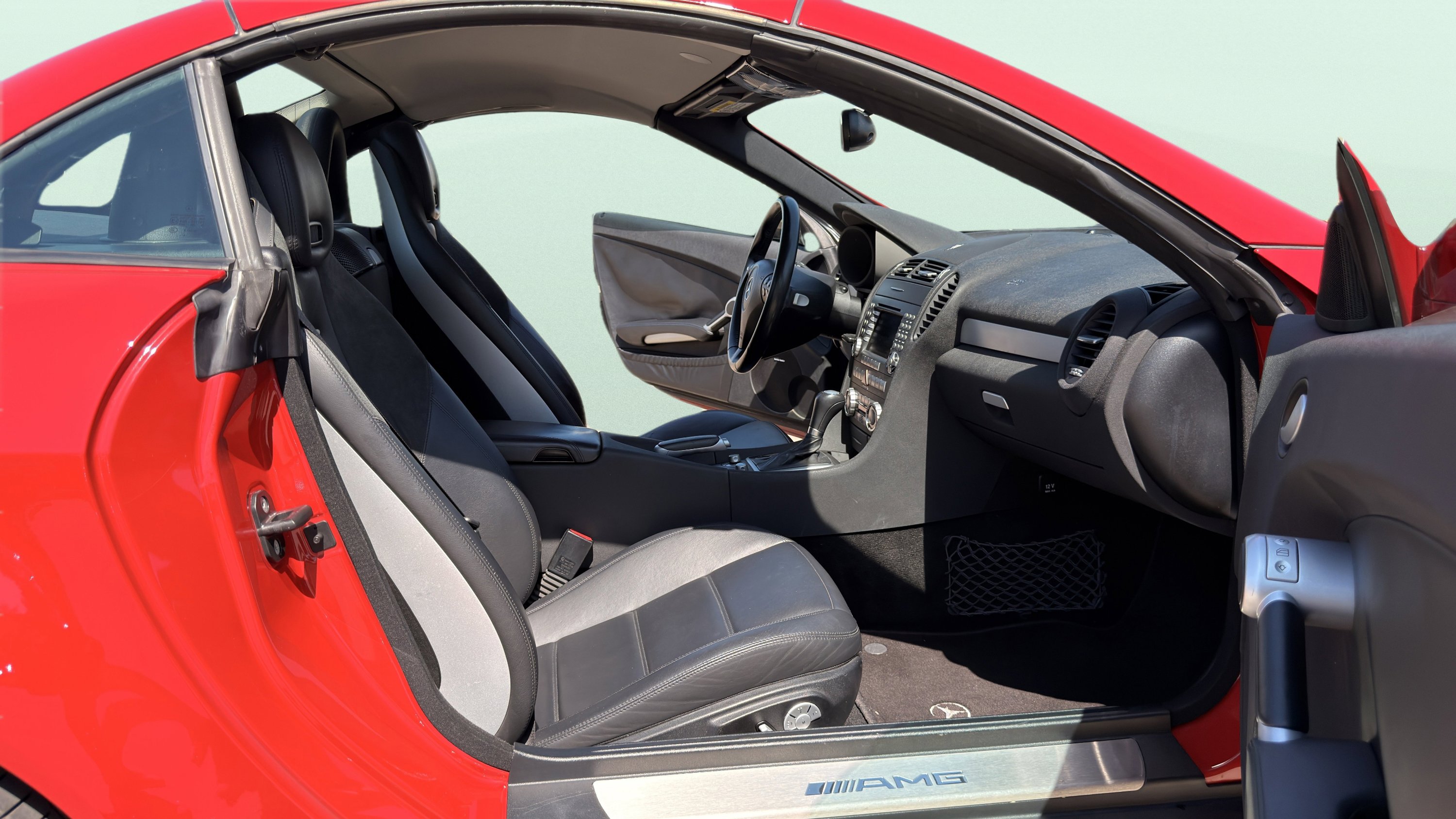 Used 2006 Mercedes-Benz SLK 55 AMG image 33