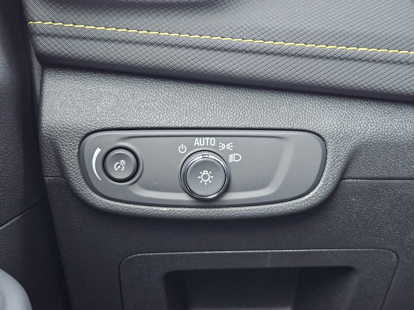 New 2026 Chevrolet TrailBlazer ACTIV w/ Convenience Package image 23