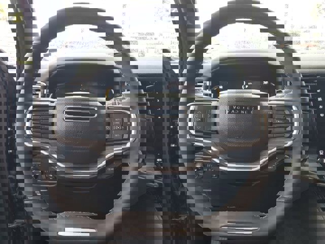 Used 2024 Jeep Wagoneer L Series II w/ Flexible Seating Group image 28