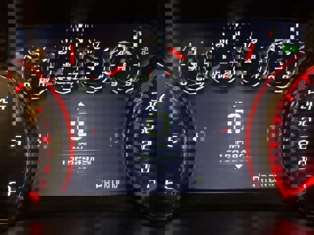 Used 2016 GMC Sierra 1500 Denali w/ Enhanced Driver Alert Package image 11