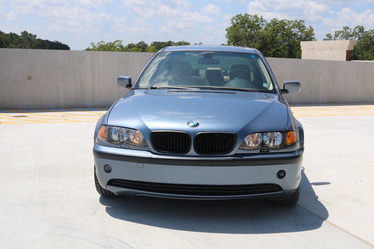 Used 2004 BMW 325xi Sedan AWD/4WD image 16