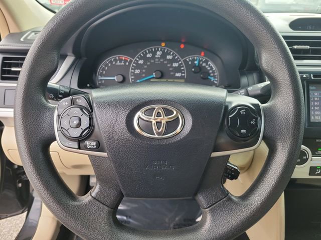 Used 2014 Toyota Camry L FWD image 24