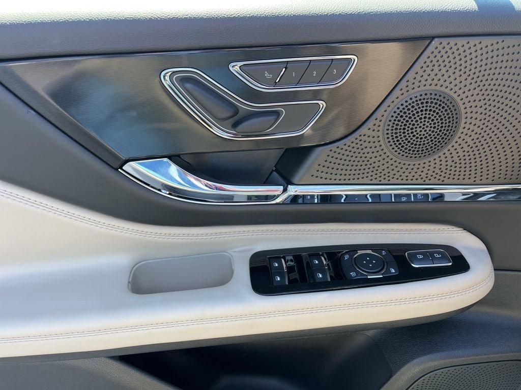 Used 2026 Lincoln Corsair Grand Touring AWD/4WD image 42
