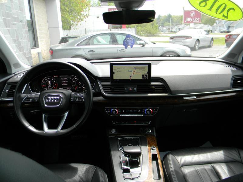 Used 2018 Audi Q5 2.0T Premium Plus w/ Premium Plus Package AWD/4WD image 19