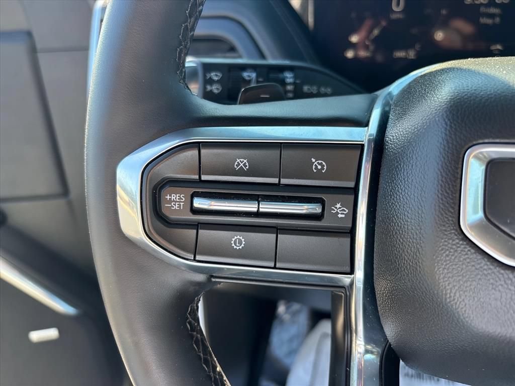 Used 2026 GMC Yukon XL Denali w/ Sun & Power Step Package AWD/4WD image 31