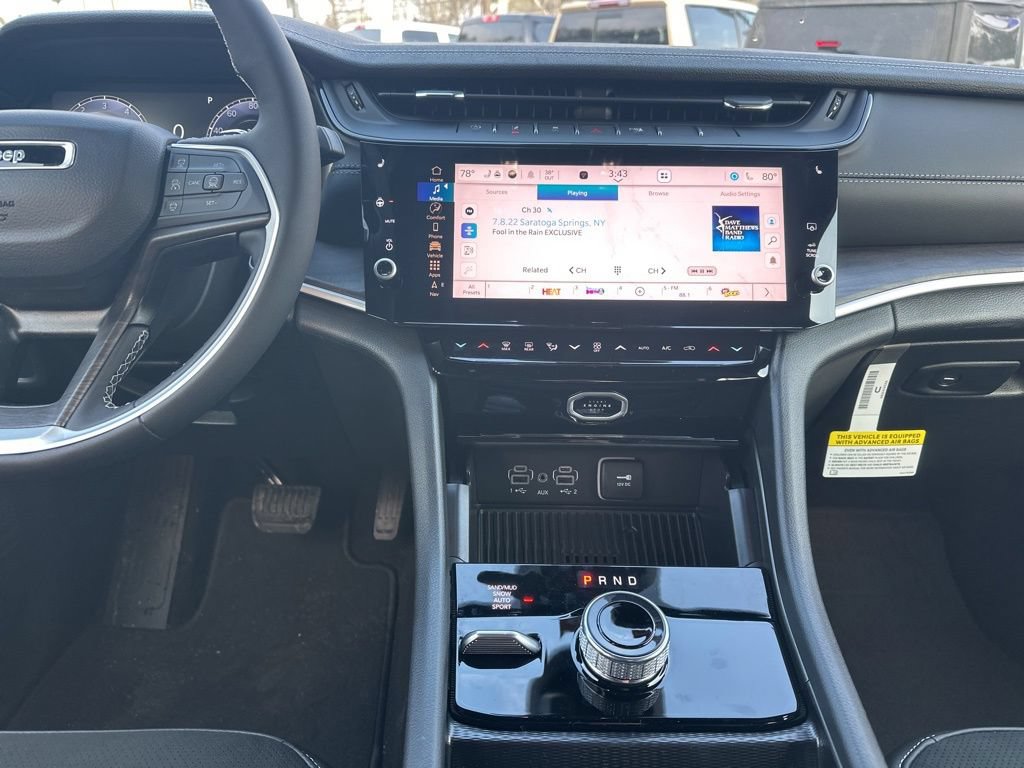 New 2026 Jeep Grand Cherokee Altitude AWD/4WD image 19