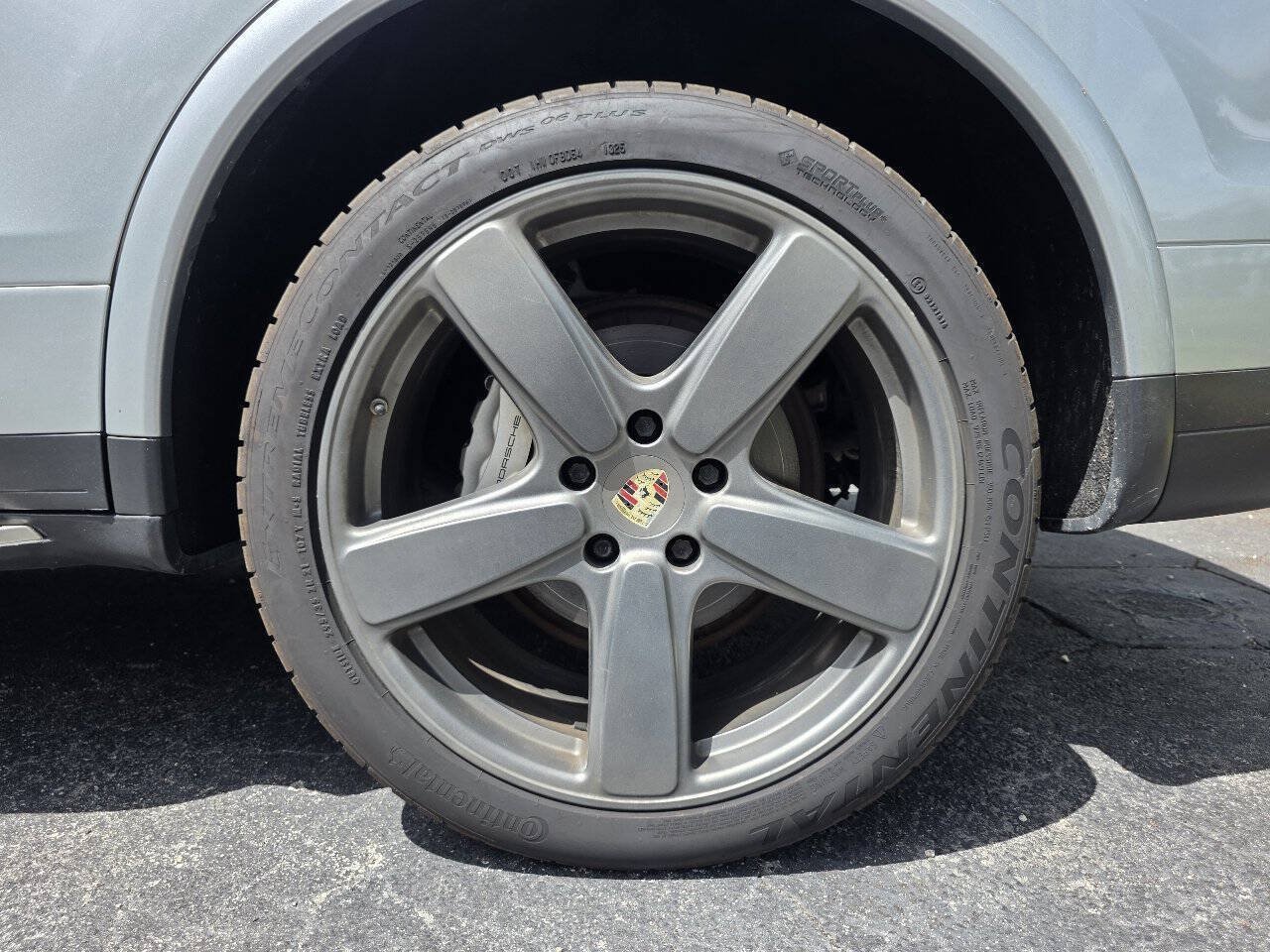 Used 2016 Porsche Cayenne S AWD/4WD image 27