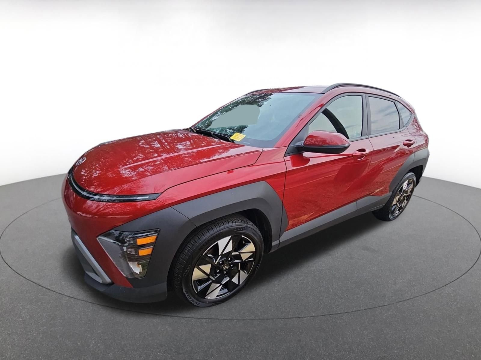 Used 2025 Hyundai Kona SEL image 4