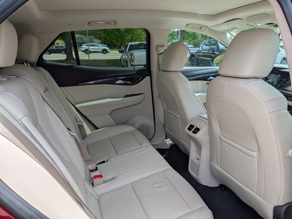Used 2022 Buick Envision Essence w/ Safety Package AWD/4WD image 19