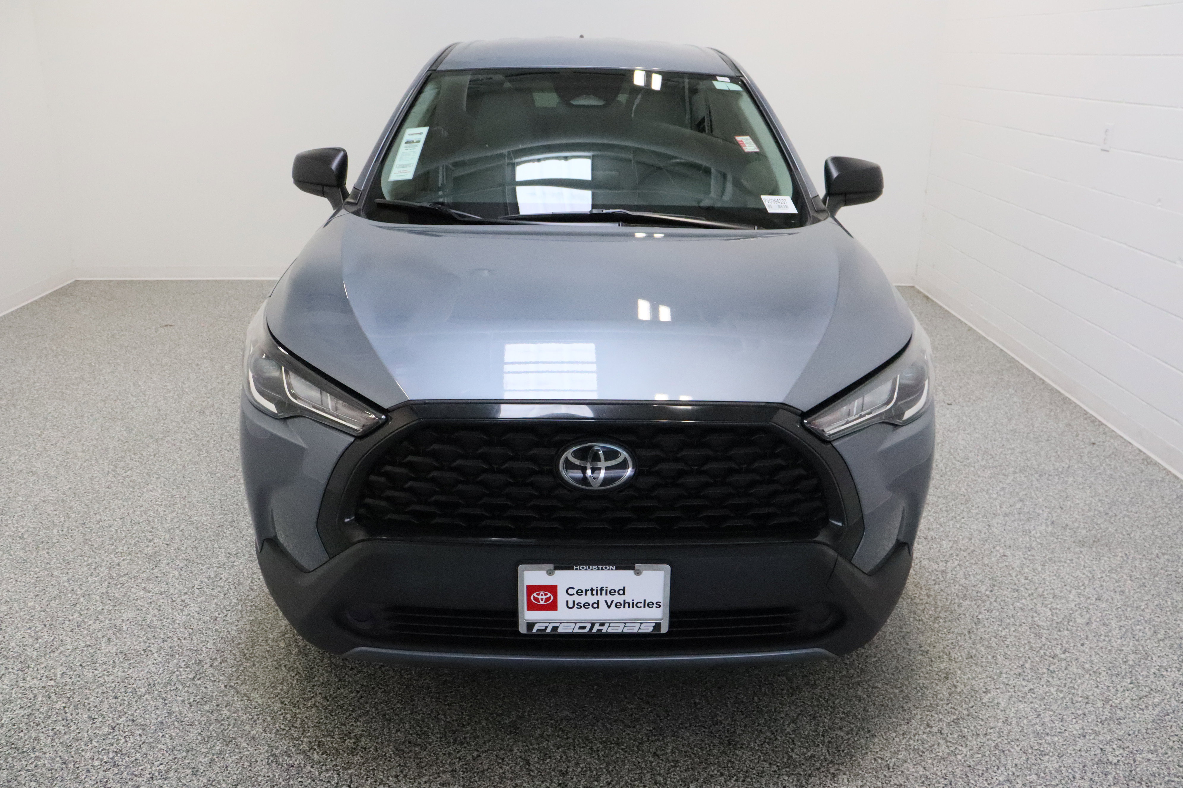 Certified 2023 Toyota Corolla Cross L image 3