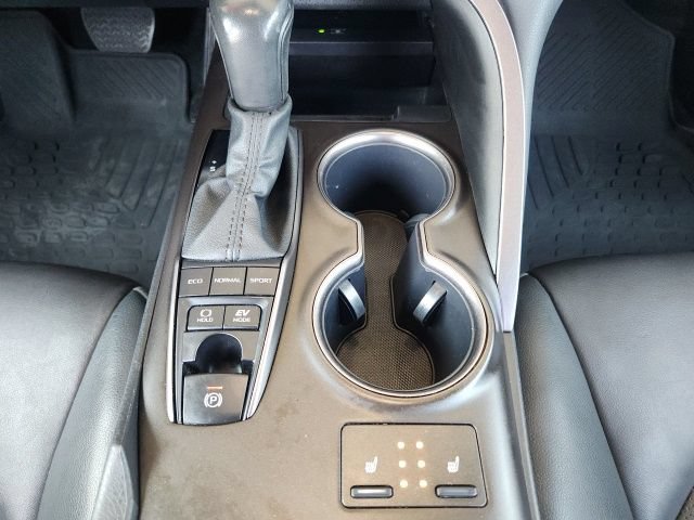 Used 2024 Toyota Camry XSE w/ Navigation Package FWD image 22