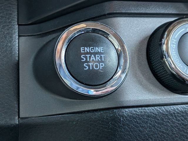 Used 2021 Toyota Tacoma TRD Off-Road image 24