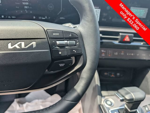 Used 2026 Kia Sportage SX AWD/4WD image 17