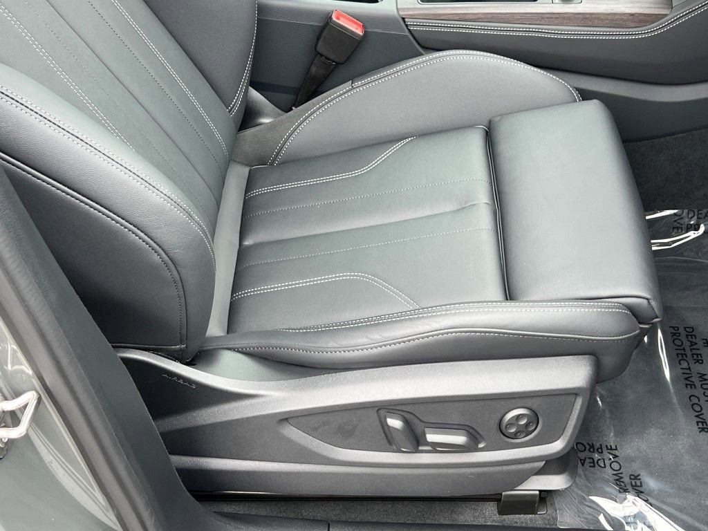 Certified 2025 Audi Q5 2.0T Premium Plus w/ Premium Plus Package image 13