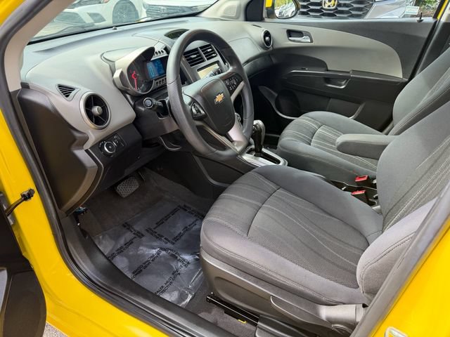 Used 2016 Chevrolet Sonic LT w/ LT Promotional Package FWD image 13