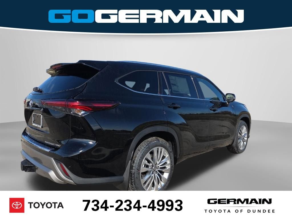 New 2026 Toyota Highlander Platinum image 8