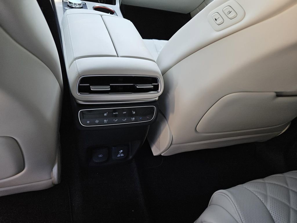 New 2026 Genesis GV80 3.5T Prestige image 18