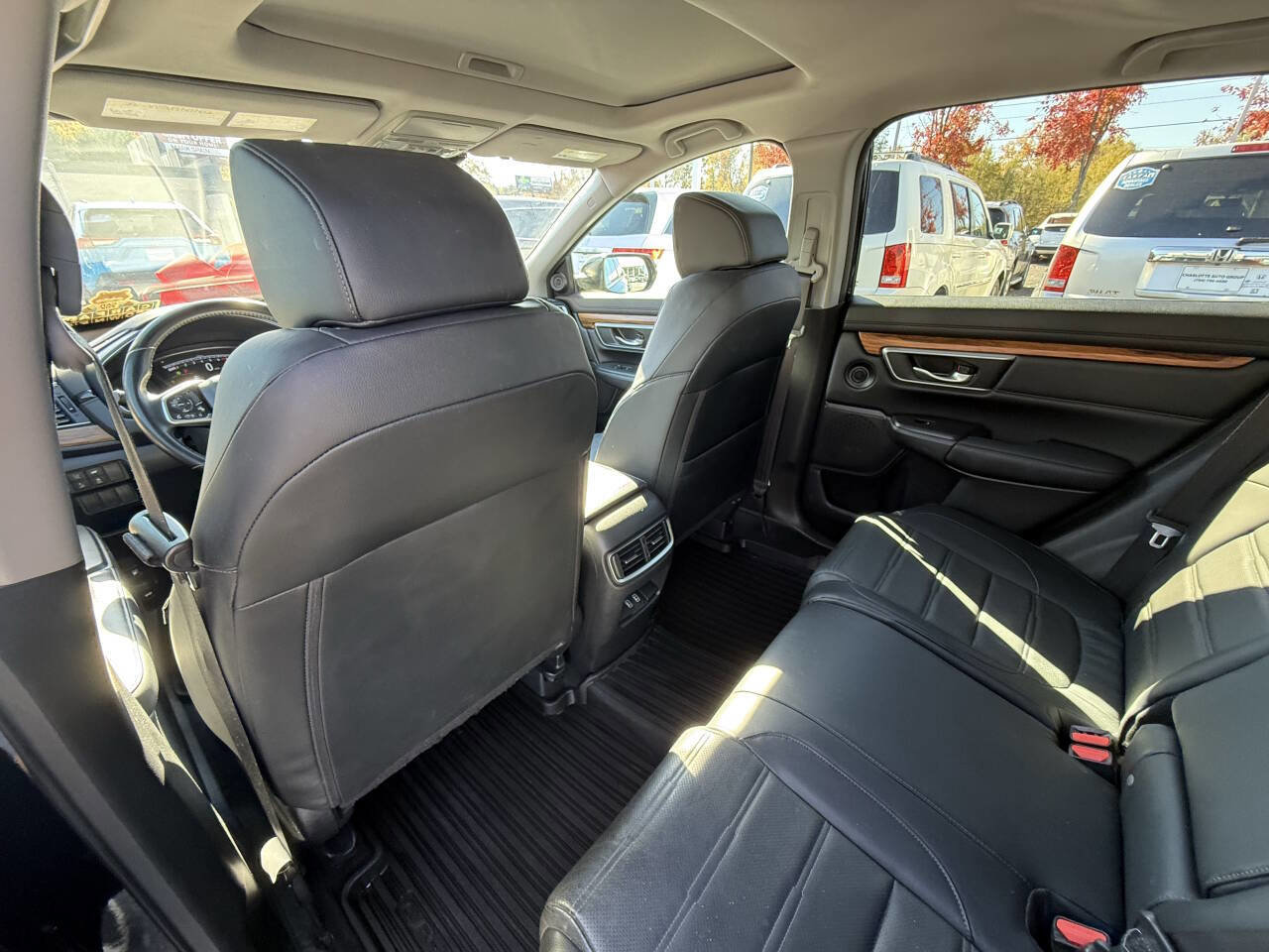 Used 2017 Honda CR-V Touring image 15