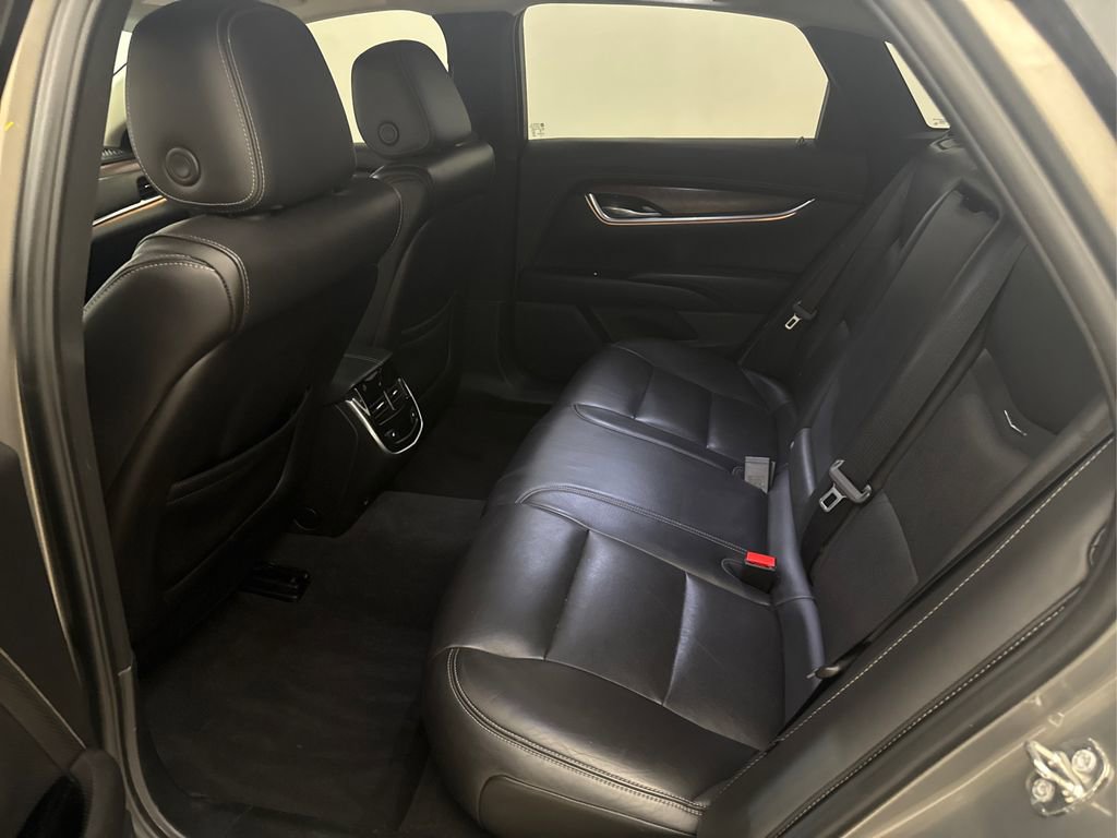 Used 2019 Cadillac XTS Luxury FWD image 10