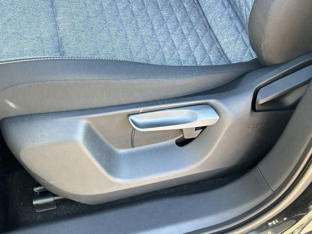 Certified 2026 Volkswagen Tiguan S FWD image 17