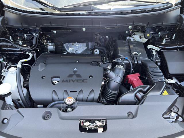 New 2026 Mitsubishi Outlander Sport LE AWD/4WD image 28