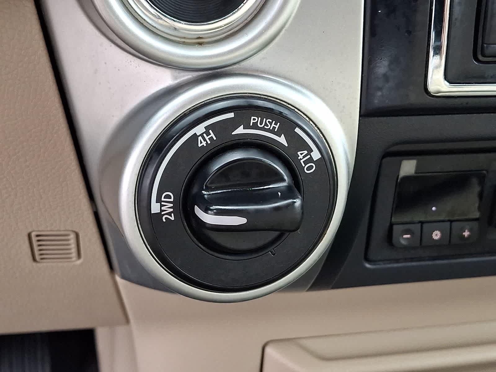 Used 2017 Nissan Titan XD AWD/4WD image 24