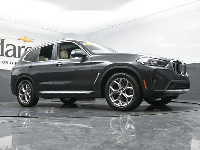 Used 2022 BMW X3 xDrive30i w/ Convenience Package AWD/4WD image 2